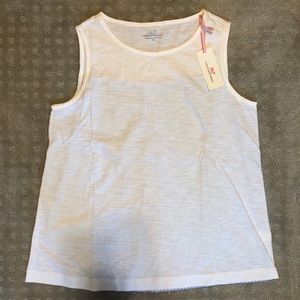 Vineyard Vines sleeveless top w gingham back